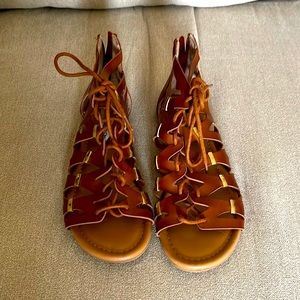 Steve Madden size 6 gladiator sandals